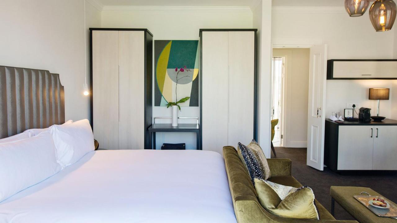 Hotel The Manor House At The Queen Victoria By Newmark 5*