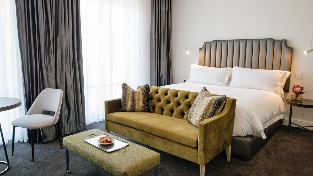 Hotel The Manor House At The Queen Victoria By Newmark 5*