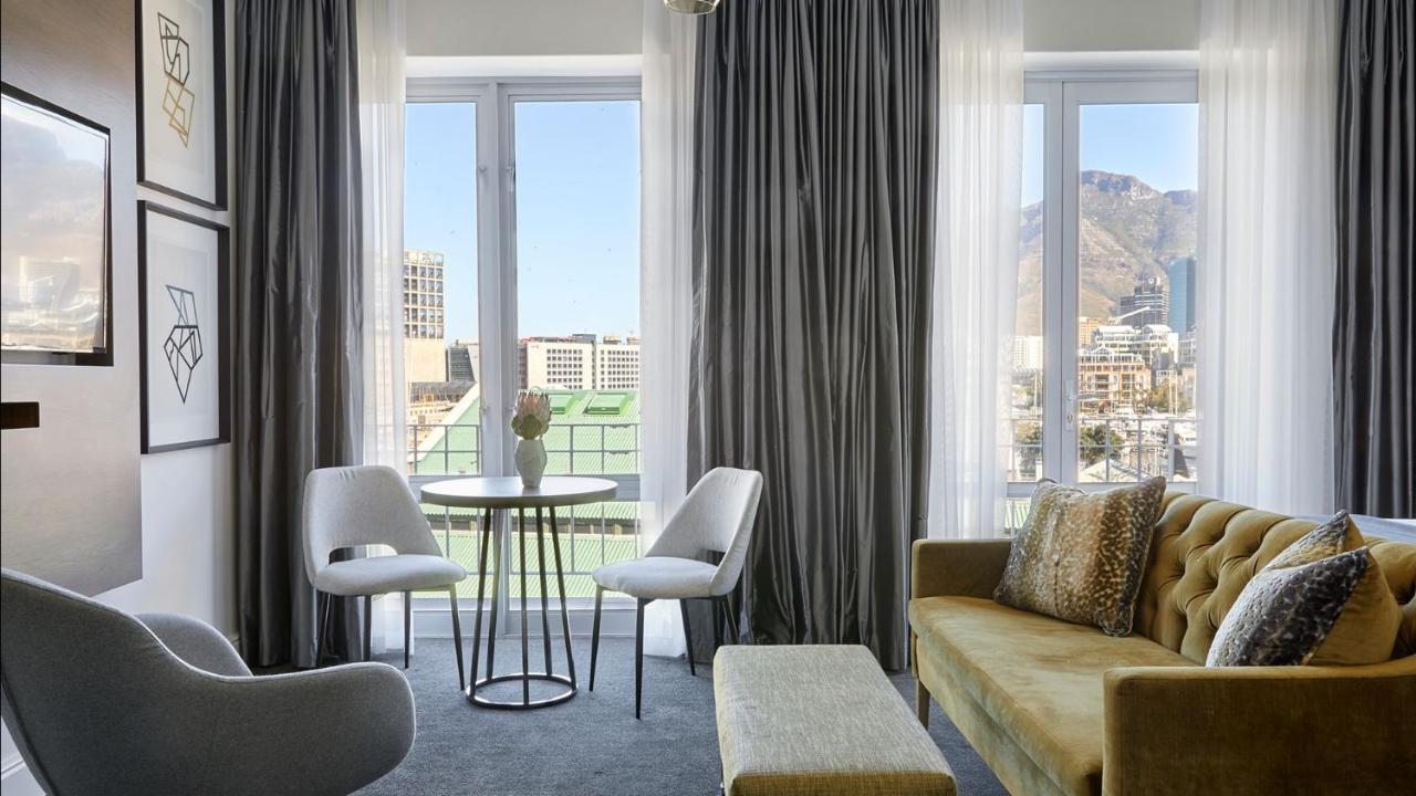 Hotel The Manor House At The Queen Victoria By Newmark Cape Town