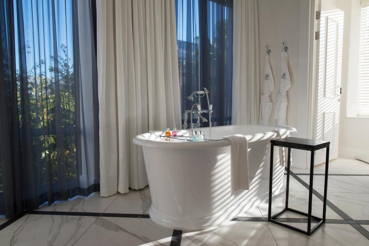 The Manor House At The Queen Victoria By Newmark Hotel 5*